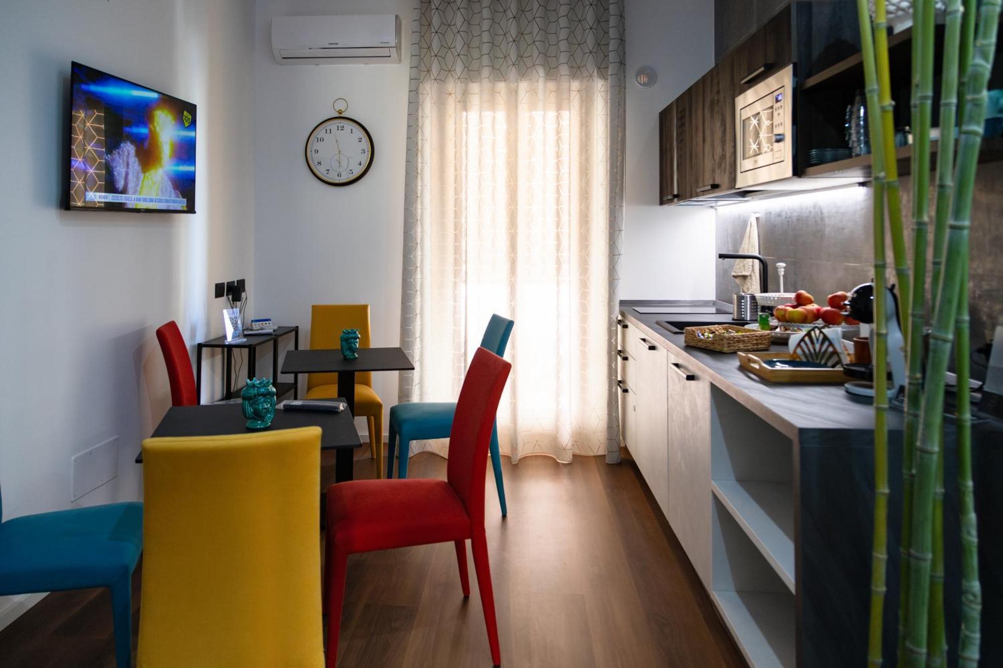 Guest House Al Viale 칼타기론 외부 사진