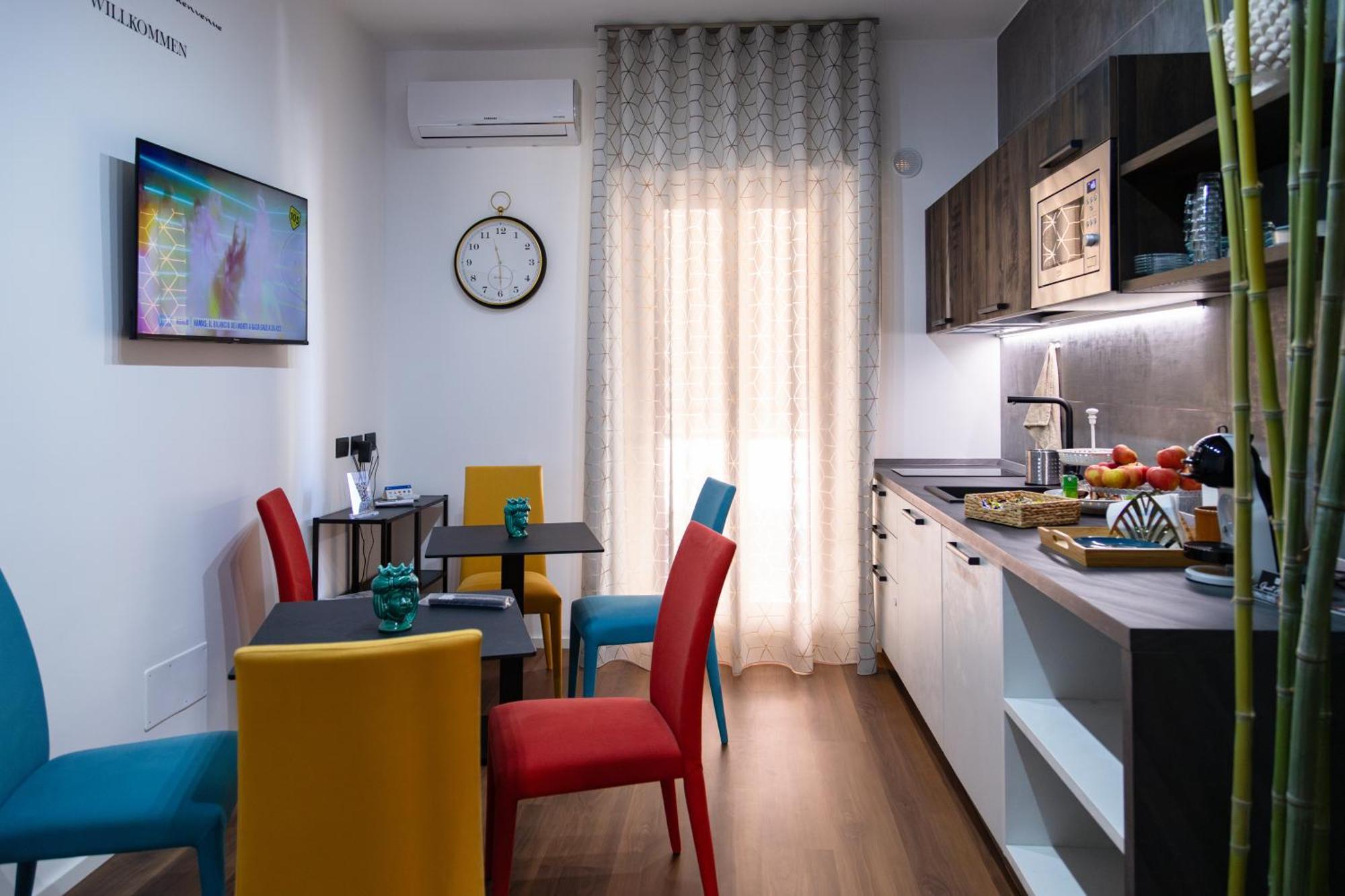 Guest House Al Viale 칼타기론 외부 사진