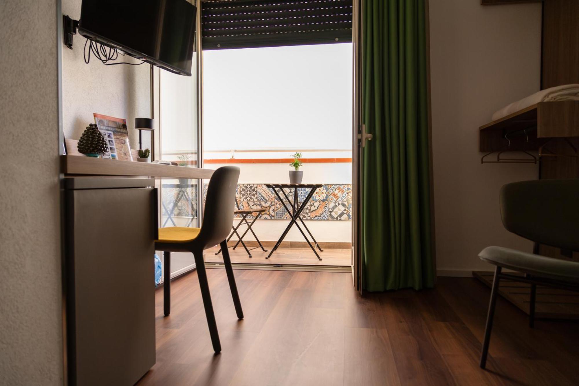 Guest House Al Viale 칼타기론 외부 사진