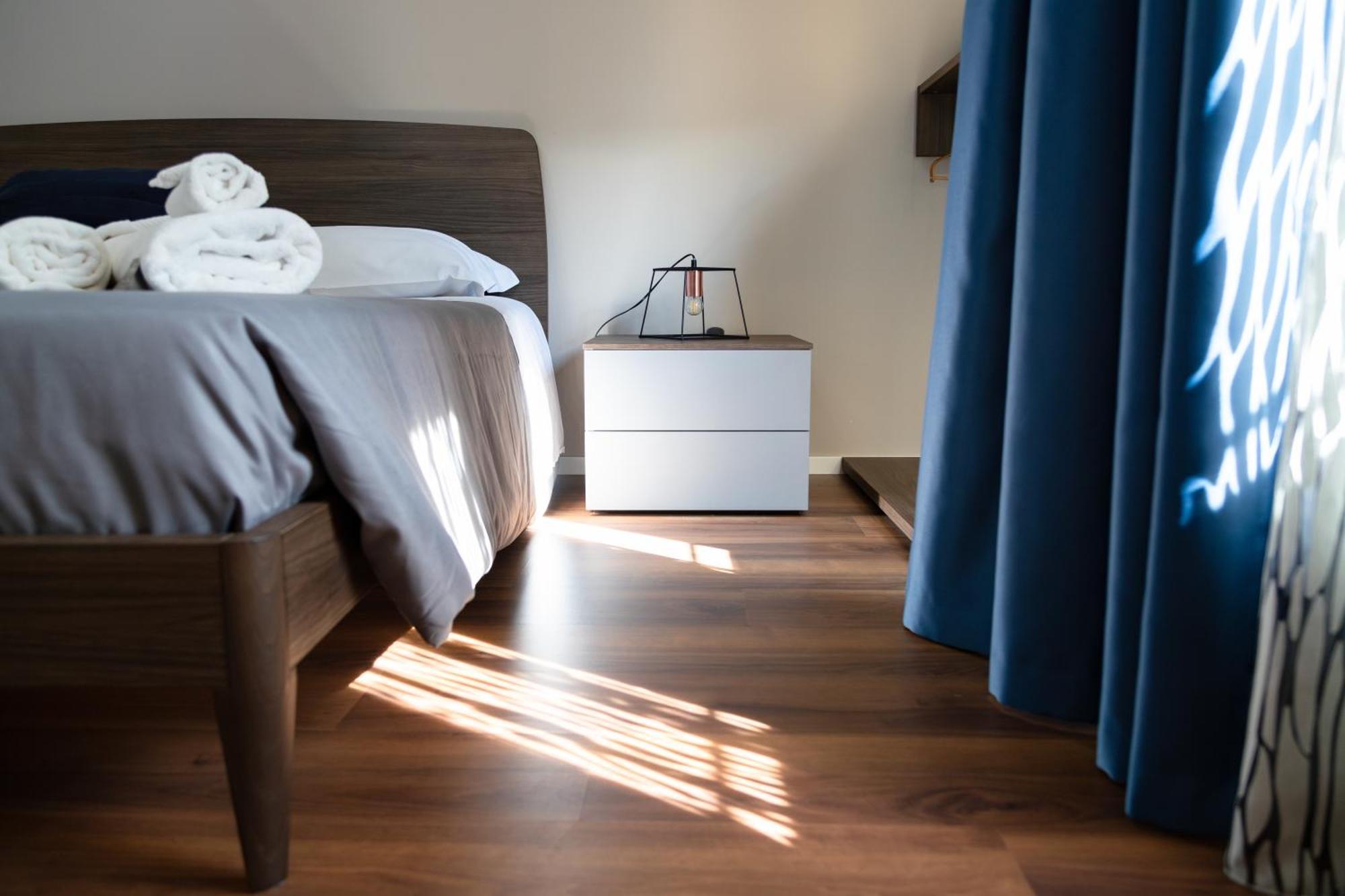 Guest House Al Viale 칼타기론 외부 사진